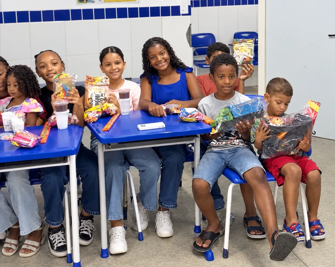 Festa preparada com muito carinho pelas crianças